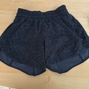 Lululemon Track That Shorts size 6 Formation Camo Deep Coal Multi